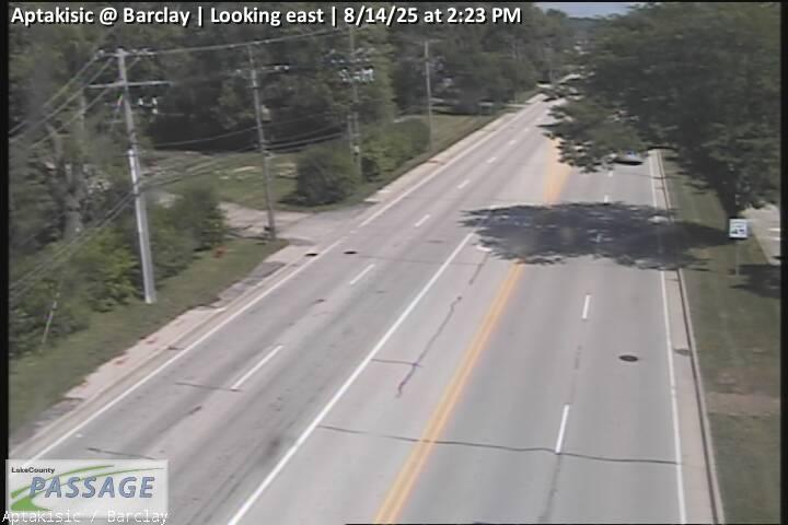 Traffic Cam Aptakisic at Barclay - E