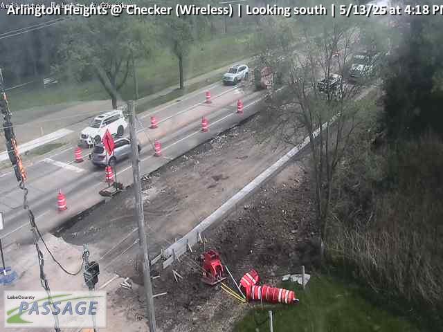 Traffic Cam Arlington Heights at Checker (Wireless) - S