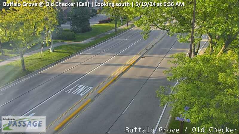 Traffic Cam Buffalo Grove at Old Checker (Cell)