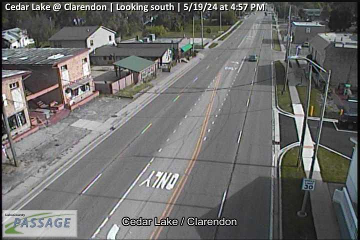Traffic Cam Cedar Lake at Clarendon - S