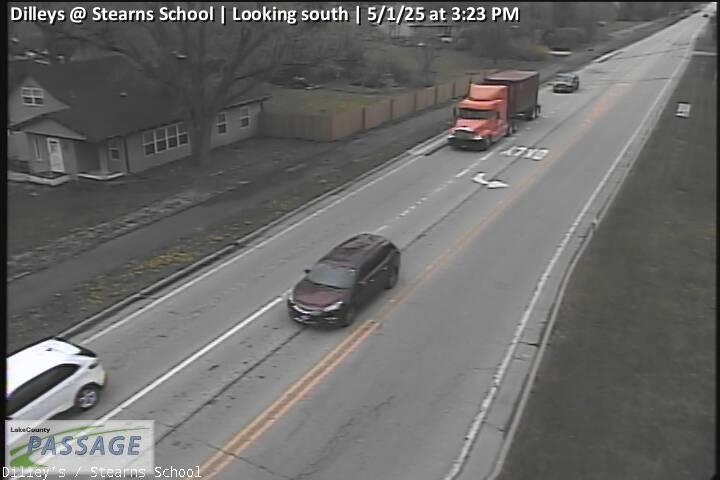 Traffic Cam Dilleys at Stearns School - S