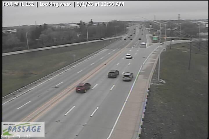 Traffic Cam I-94 at IL 132 - W