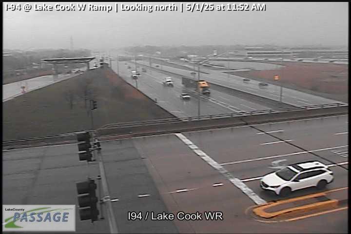 Traffic Cam I-94 at Lake Cook W Ramp