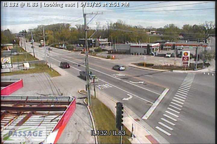 Traffic Cam IL 132 at IL 83