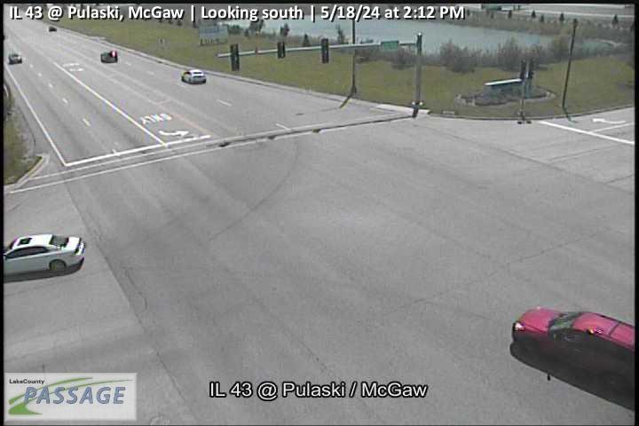 Traffic Cam IL 43 at Pulaski, McGaw