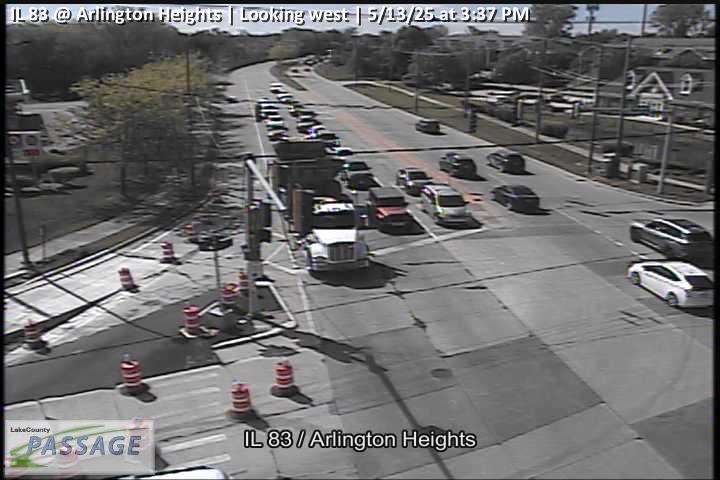 Traffic Cam IL 83 at Arlington Heights