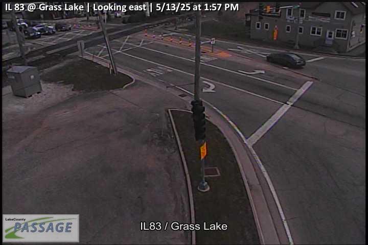 Traffic Cam IL 83 at Grass Lake