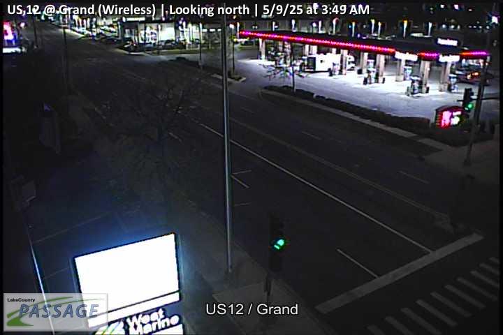 Traffic Cam US 12 at Grand (Wireless)