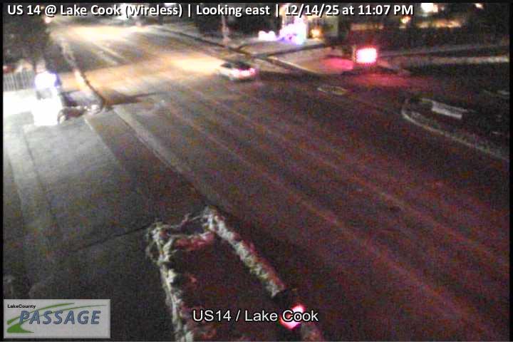 Traffic Cam US 14 at Lake Cook (Wireless)