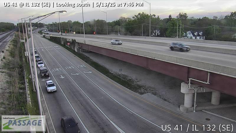 Traffic Cam US 41 at IL 132 (SE)