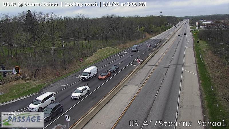 Traffic Cam US 41 at Stearns School - N