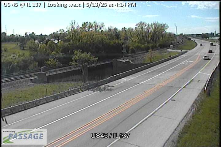 Traffic Cam US 45 at IL 137